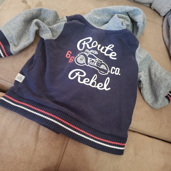 Jacket - Picture 2 of 3